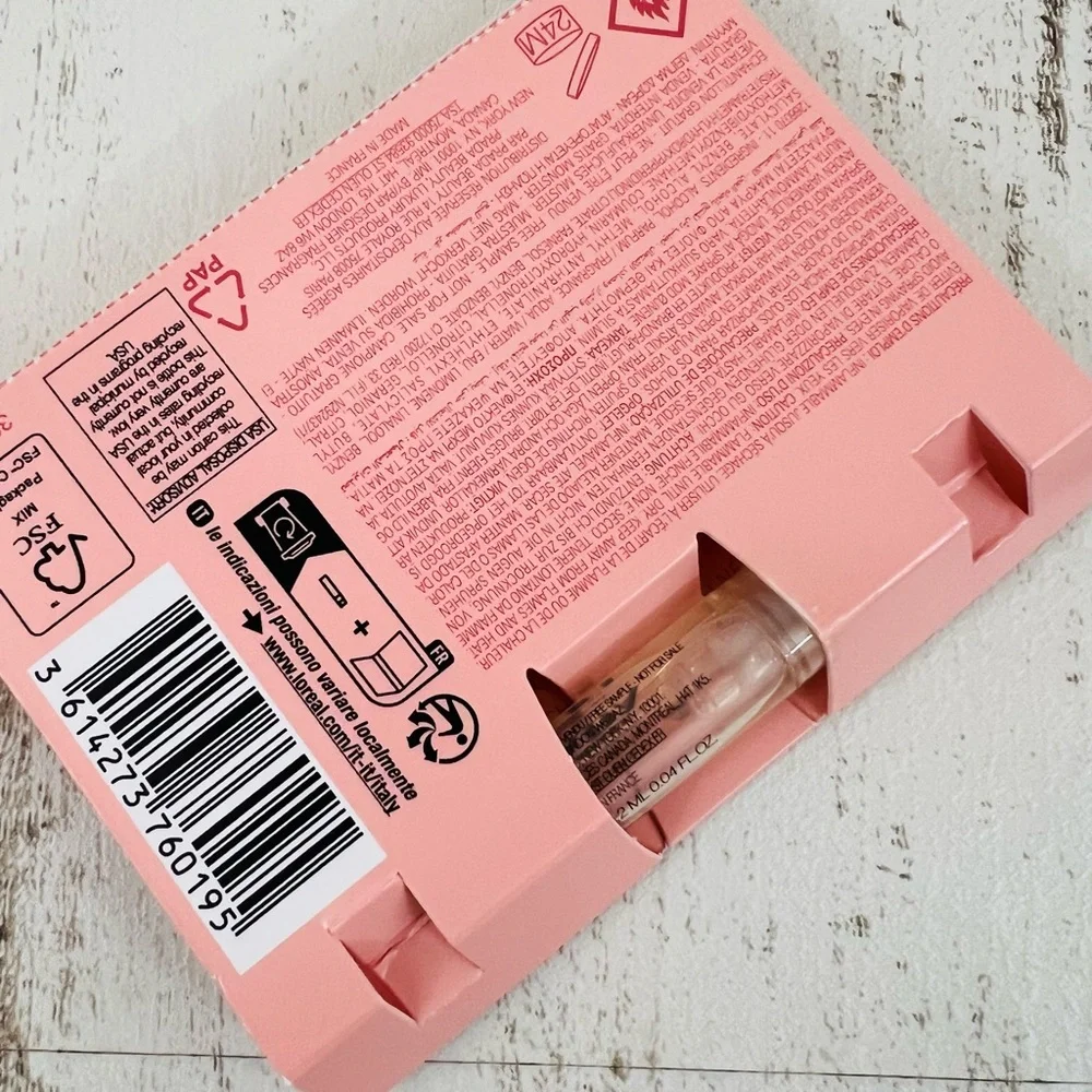 PRADA Paradoxe Radical Essence Eau de Parfume 7ml 0.23fl.oz. - Picture 9 of 9